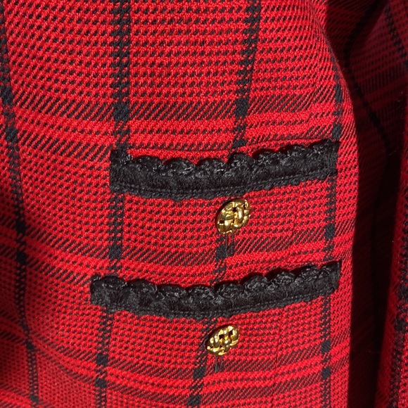 Evan Picone red & black plaid jacket with black trim - Picture 4 of 9